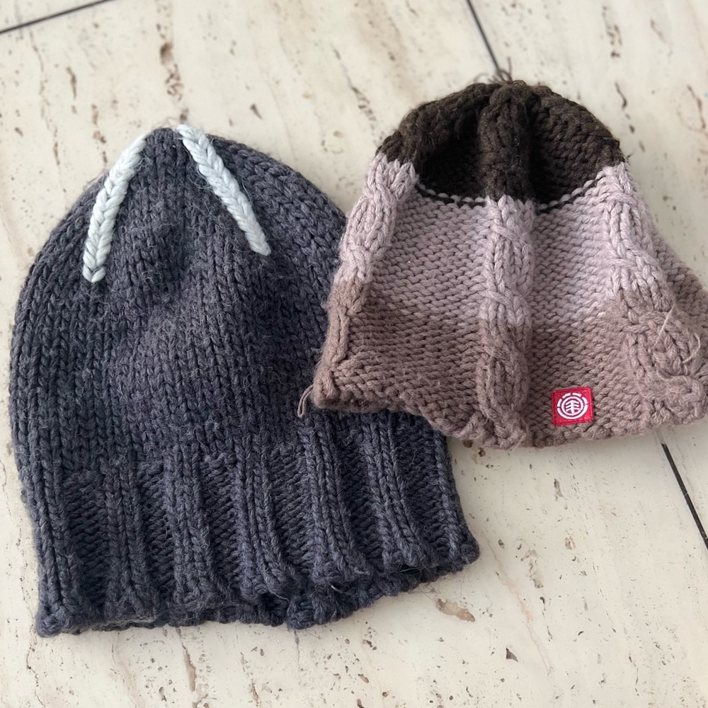 Stylish Gray and Brown Knit Beanie Set